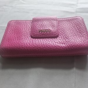 Fossil Logan Leather RFID Tab Clutch Wallet Fuchsia